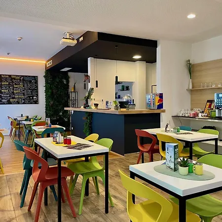 Ξενοδοχείο Shome I Self-check-in I Free Parking 4*