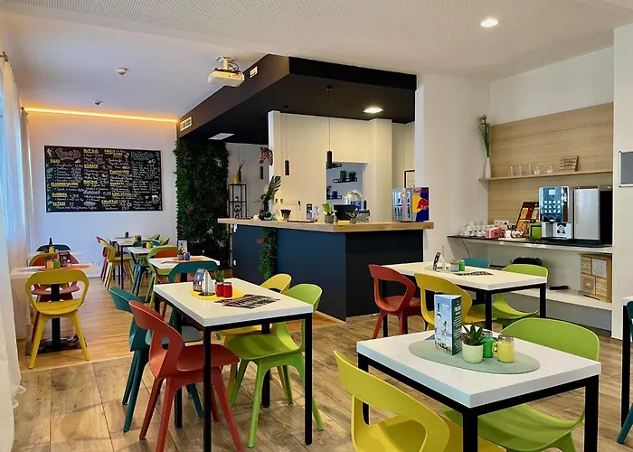 Ξενοδοχείο Shome I Self-check-in I Free Parking 4*