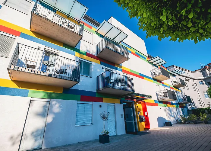 Shome I Self-check-in I Free Parking 4* Γκρατς