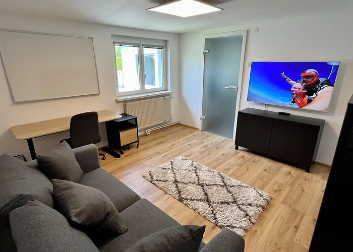 מלון Shome I Self-check-in I Free Parking 4*