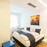 Hotel Shome I Self-check-in I Free Parking 4*