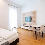 Shome I Self-check-in I Free Parking