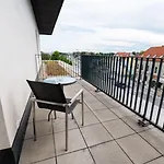 Hotel Shome I Self-check-in I Free Parking Graz