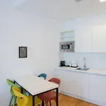 Shome I Self-check-in I Free Parking 4* Graz