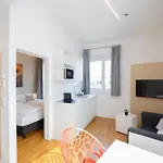 Shome I Self-check-in I Free Parking Hotel Graz