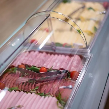 Shome I Self-check-in I Free Parking Hotel