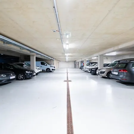 Shome I Self Check-in I Free Parking Hotel 4*