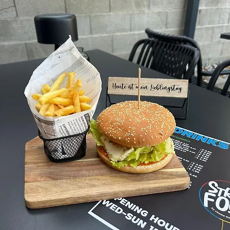 Shome I Self-check-in I Free Parking Hotel 4*