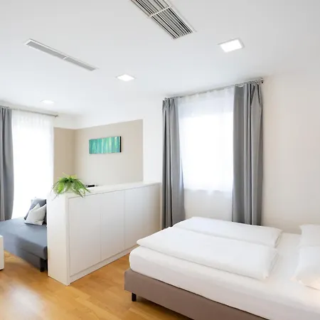 Shome I Self-check-in I Free Parking 4* Graz