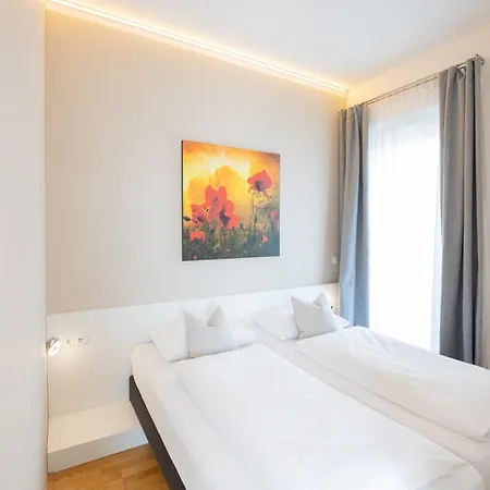 Shome I Self-check-in I Free Parking 4* Graz