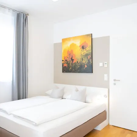 Shome I Self-check-in I Free Parking Готель 4*