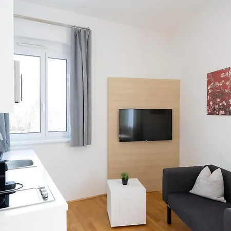 Ξενοδοχείο Shome I Self-check-in I Free Parking 4*