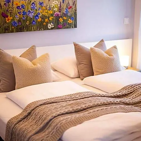 Shome I Self-check-in I Free Parking Hotel Štýrský Hradec