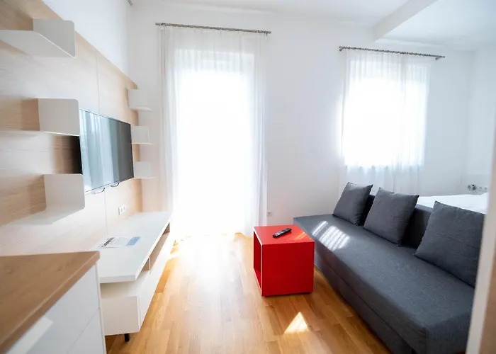 Hotel Shome I Self-check-in I Free Parking Graz