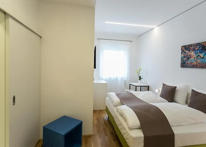 Shome I Self-check-in I Free Parking Hotel