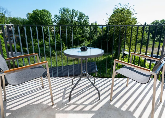 Hotel Shome I Self-check-in I Free Parking Graz