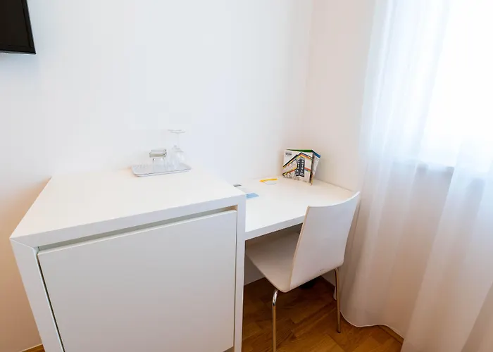 Otel Shome I Self-check-in I Free Parking