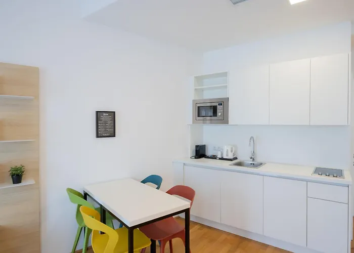 Shome I Self-check-in I Free Parking 4* 格拉茨